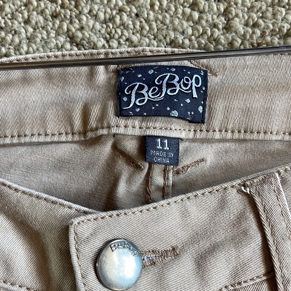 Khaki Pants-Skinny - Picture 4 of 4